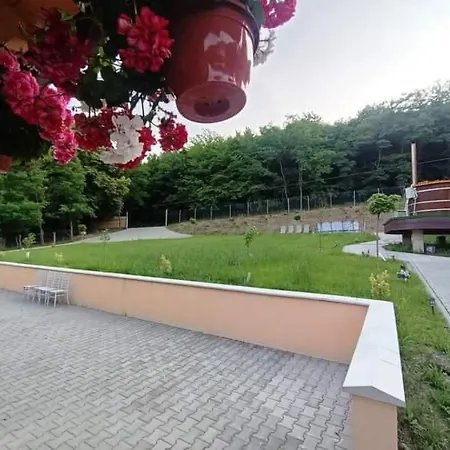 A&t Harmony Land Chalet *